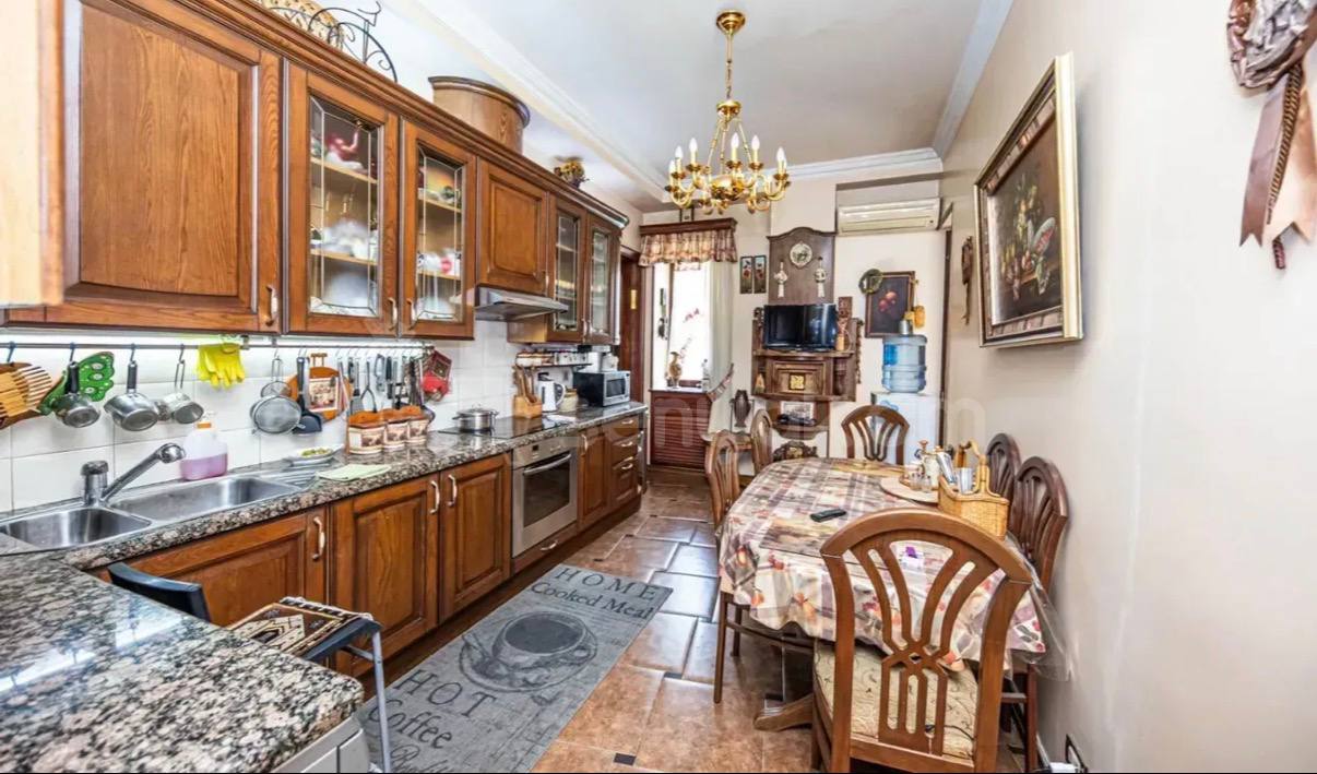 4 Սենյականոց Բնակարան Նորակառույցում, 250քմ, 5/9 հարկ, Դիզայներական Վերանորոգված, Կահավորված, Արևկող