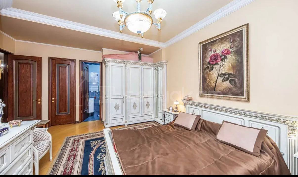 4 Սենյականոց Բնակարան Նորակառույցում, 250քմ, 5/9 հարկ, Դիզայներական Վերանորոգված, Կահավորված, Արևկող