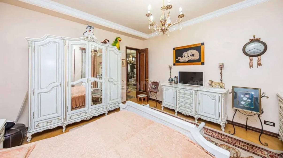 4 Սենյականոց Բնակարան Նորակառույցում, 250քմ, 5/9 հարկ, Դիզայներական Վերանորոգված, Կահավորված, Արևկող