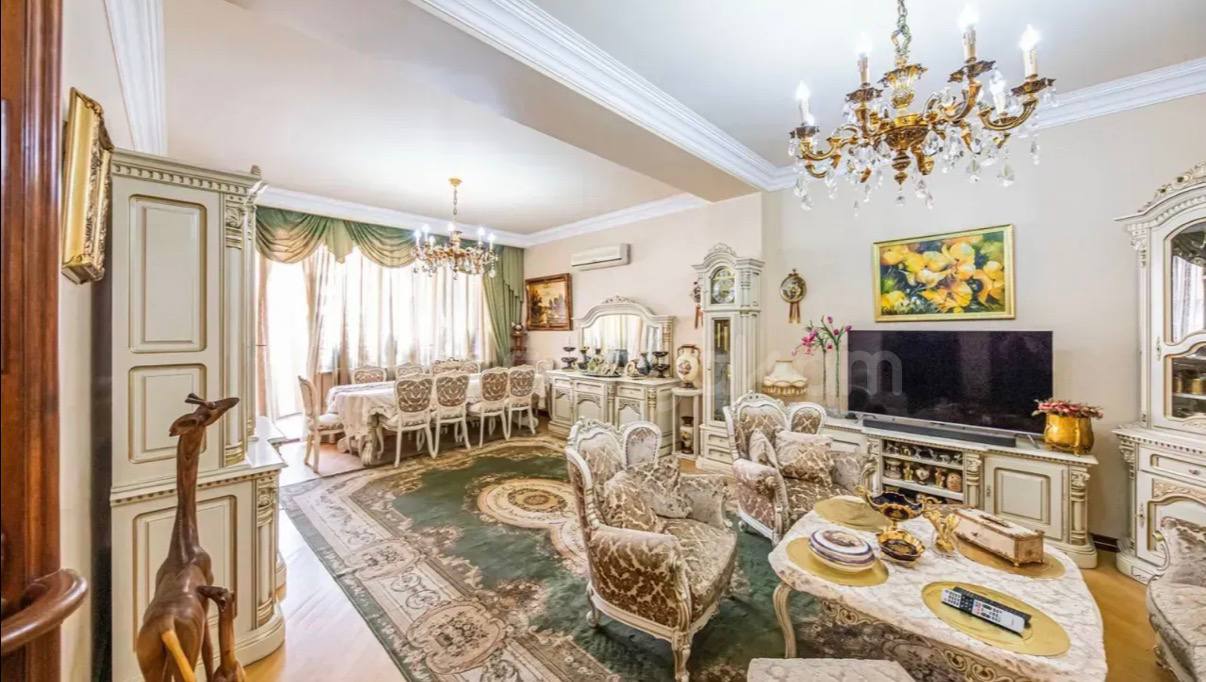 4 Սենյականոց Բնակարան Նորակառույցում, 250քմ, 5/9 հարկ, Դիզայներական Վերանորոգված, Կահավորված, Արևկող