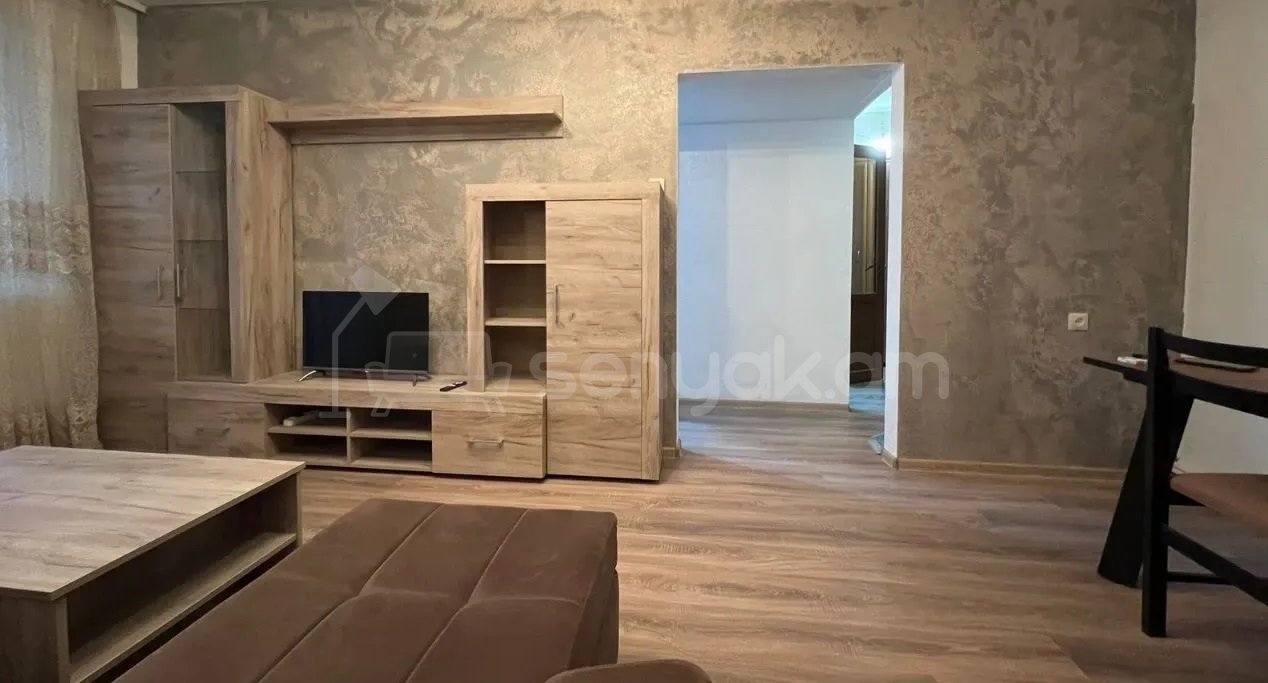 2 Սենյականոց Բնակարան, 56քմ, 5/5 հարկ, Նորմալ Վիճակում