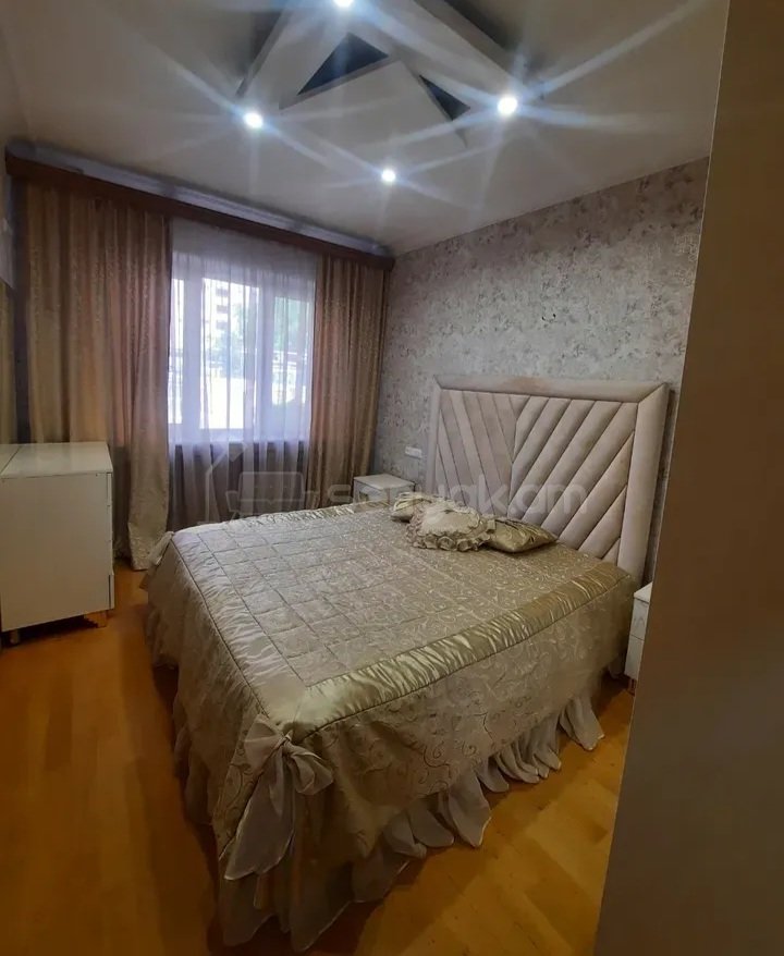 3 Սենյականոց Բնակարան, 70քմ, 3/9 հարկ, Կապիտալ Վերանորոգված, Կահավորված