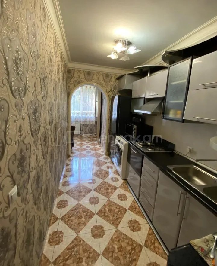 4 Սենյականոց Բնակարան, 90քմ, 5/9 հարկ, Կապիտալ Վերանորոգված, Կահավորված