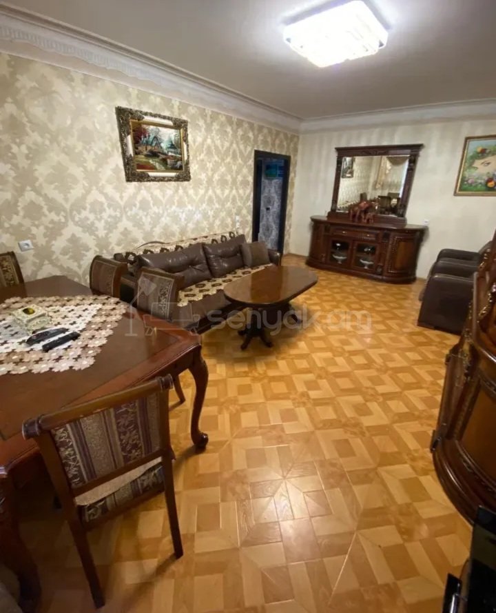 4 Սենյականոց Բնակարան, 90քմ, 5/9 հարկ, Կապիտալ Վերանորոգված, Կահավորված