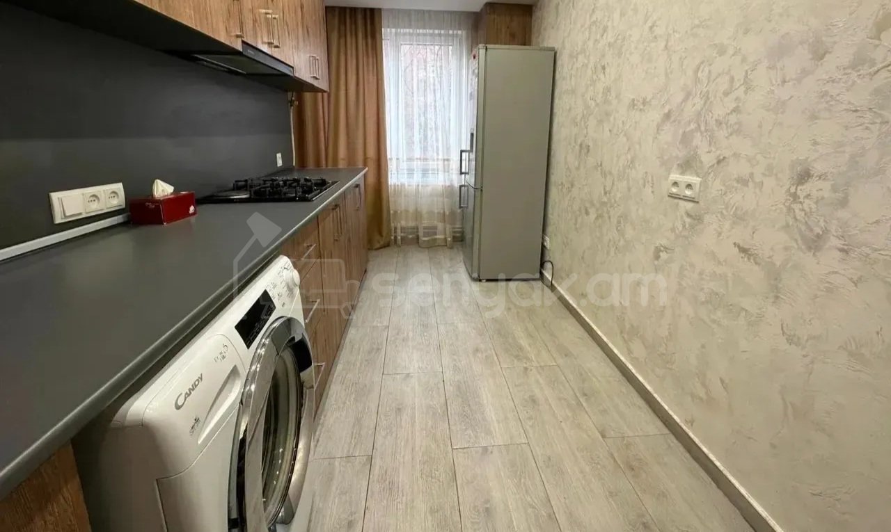 3 Սենյականոց Բնակարան, 80քմ, 3/9 հարկ, Դիզայներական Վերանորոգված, Կահավորված