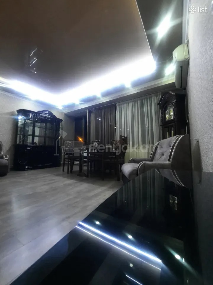3 Սենյականոց Բնակարան, 85քմ, 3/9 հարկ, Կապիտալ Վերանորոգված, Կահավորված