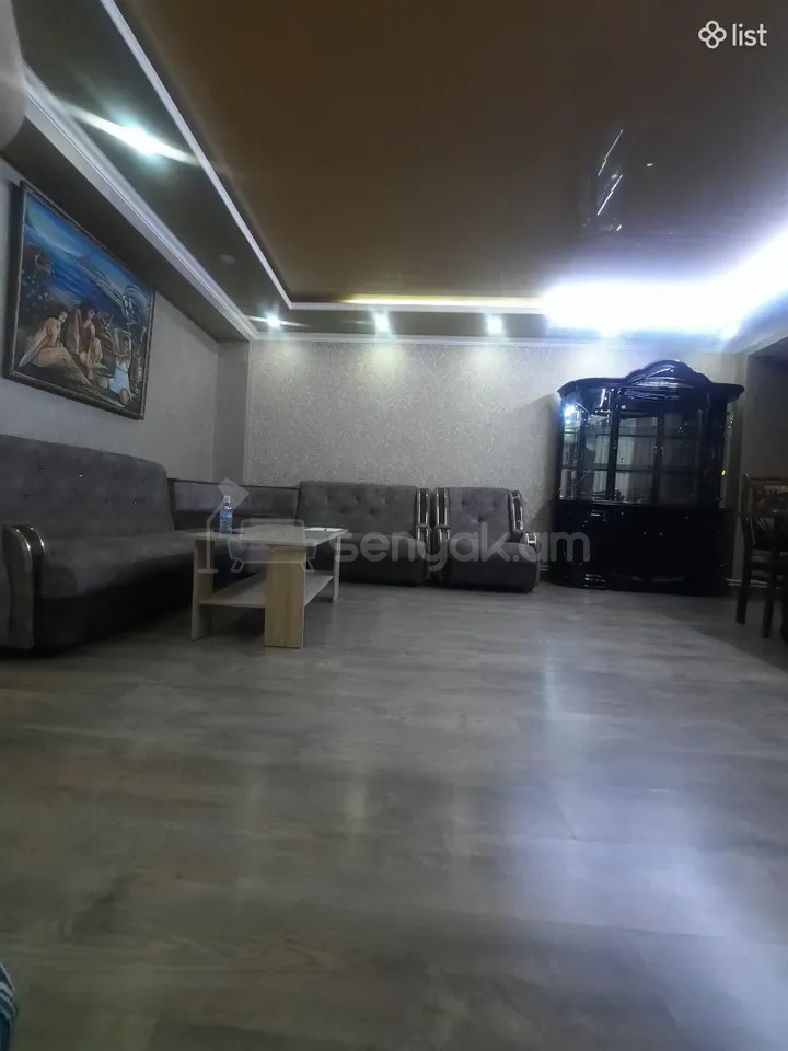 3 Սենյականոց Բնակարան, 85քմ, 3/9 հարկ, Կապիտալ Վերանորոգված, Կահավորված