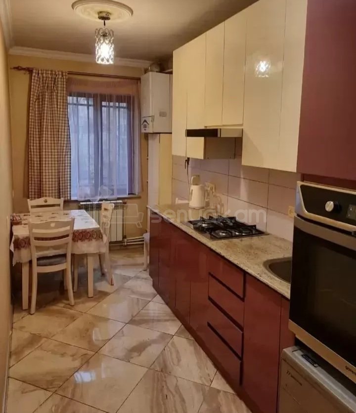 3 Սենյականոց Բնակարան, 75քմ, 3/9 հարկ, Կապիտալ Վերանորոգված, Կահավորված