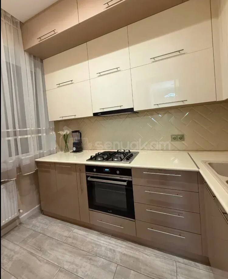 4 Սենյականոց Բնակարան Նորակառույցում, 78քմ, 3/12 հարկ, Կապիտալ Վերանորոգված