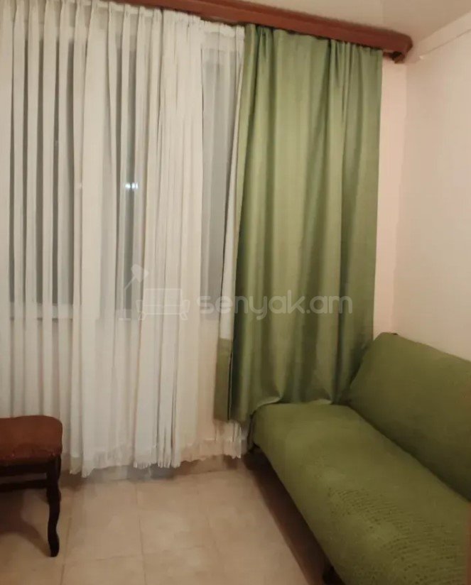 2 Սենյականոց Բնակարան Քարե Շենքում, 53քմ, 2/5 հարկ, Կոսմետիկ Վերանորոգված