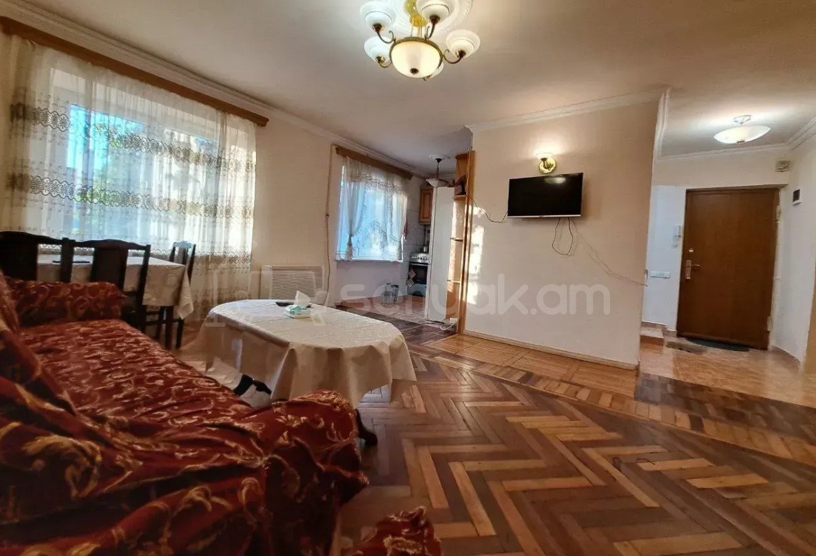 2 Սենյականոց Բնակարան Քարե Շենքում, 53քմ, 2/5 հարկ, Կոսմետիկ Վերանորոգված