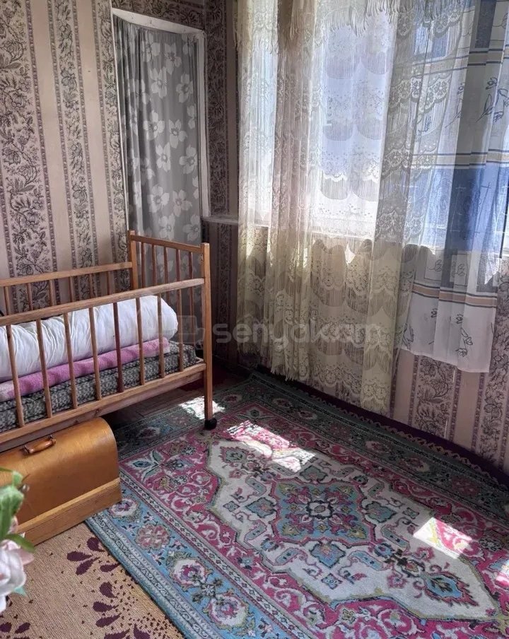 2 Սենյականոց Բնակարան Քարե Շենքում, 79քմ, 4/5 հարկ, Պետական Վիճակում