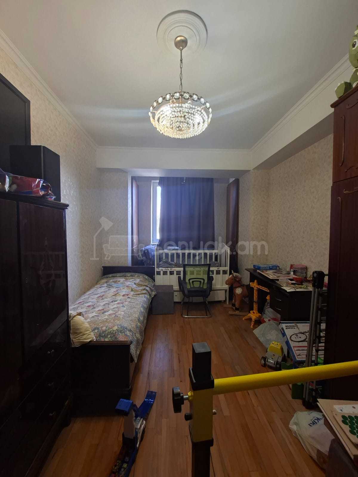 2 Սենյականոց Բնակարան, 72քմ, 7/14 հարկ, Նորմալ Վիճակում