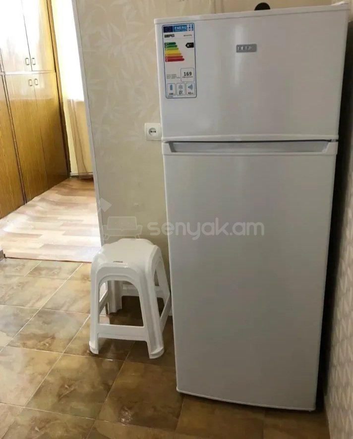 2 Սենյականոց Բնակարան Քարե Շենքում, 60քմ, 4/5 հարկ, Կոսմետիկ Վերանորոգված, Կահավորված