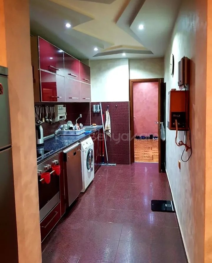 4 Սենյականոց Բնակարան, 85քմ, 6/9 հարկ, Դիզայներական Վերանորոգված, Կահավորված