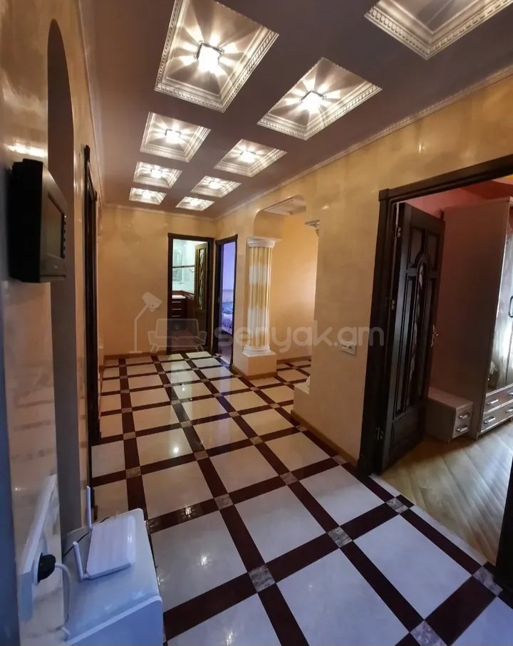 3 Սենյականոց Բնակարան, 80քմ, 3/9 հարկ, Դիզայներական Վերանորոգված, Կահավորված