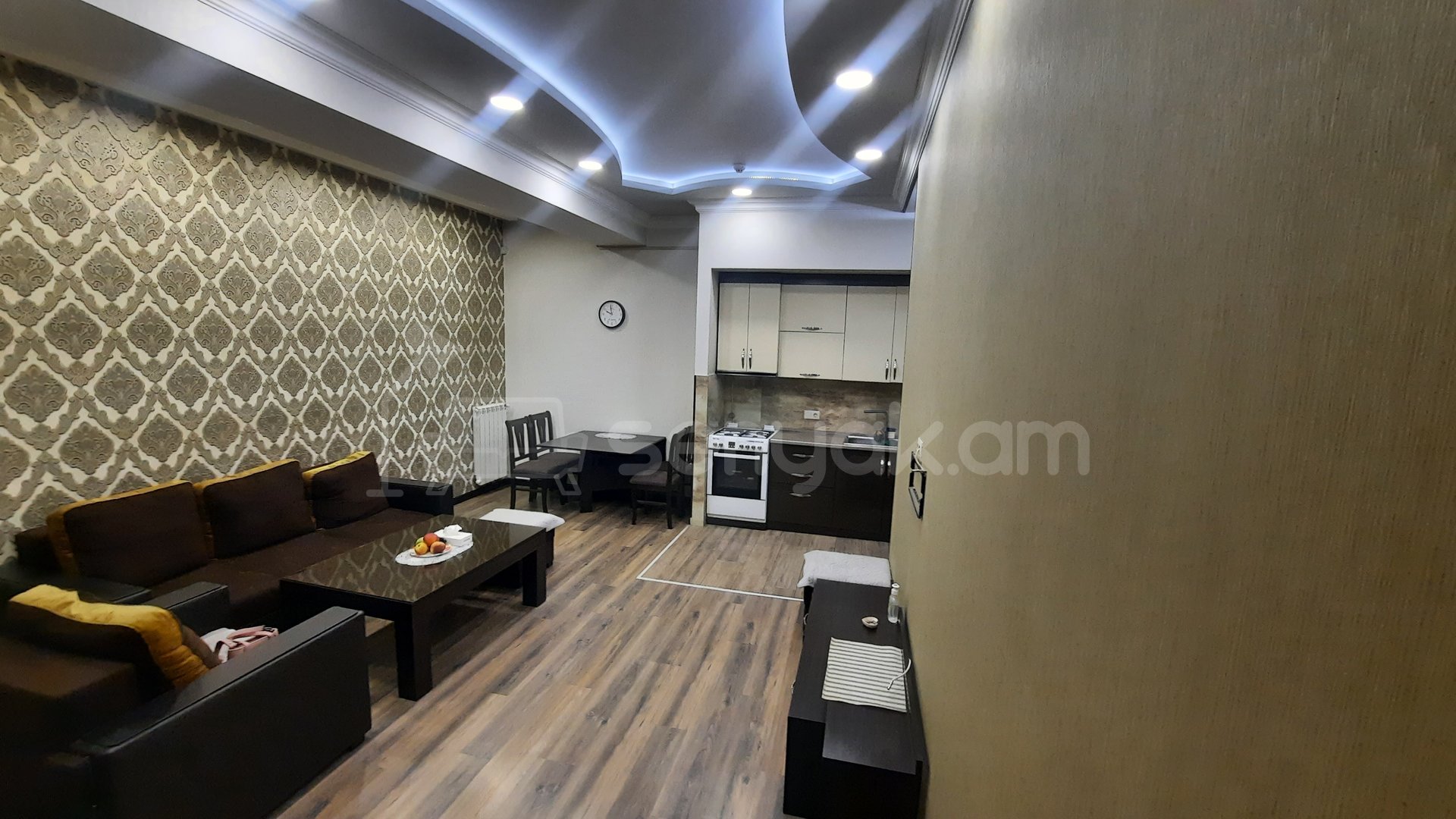 3 Սենյականոց Բնակարան, 65քմ, 1/9 հարկ, Դիզայներական Վերանորոգված, Կահավորված
