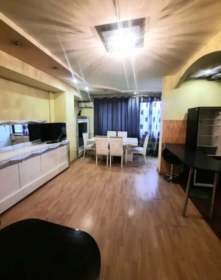 2 Սենյականոց Բնակարան, 70քմ, 5/9 հարկ, Կապիտալ Վերանորոգված, Կահավորված