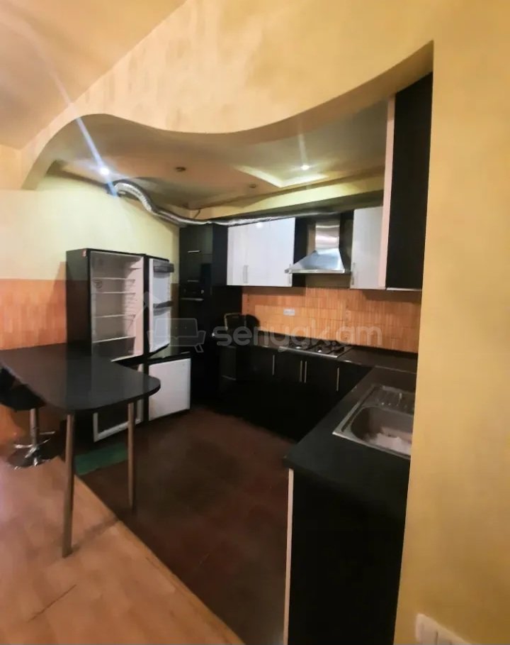 2 Սենյականոց Բնակարան, 70քմ, 5/9 հարկ, Կապիտալ Վերանորոգված, Կահավորված
