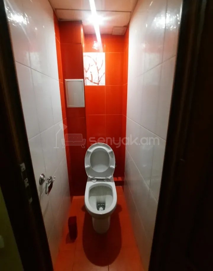 2 Սենյականոց Բնակարան, 70քմ, 5/9 հարկ, Կապիտալ Վերանորոգված, Կահավորված
