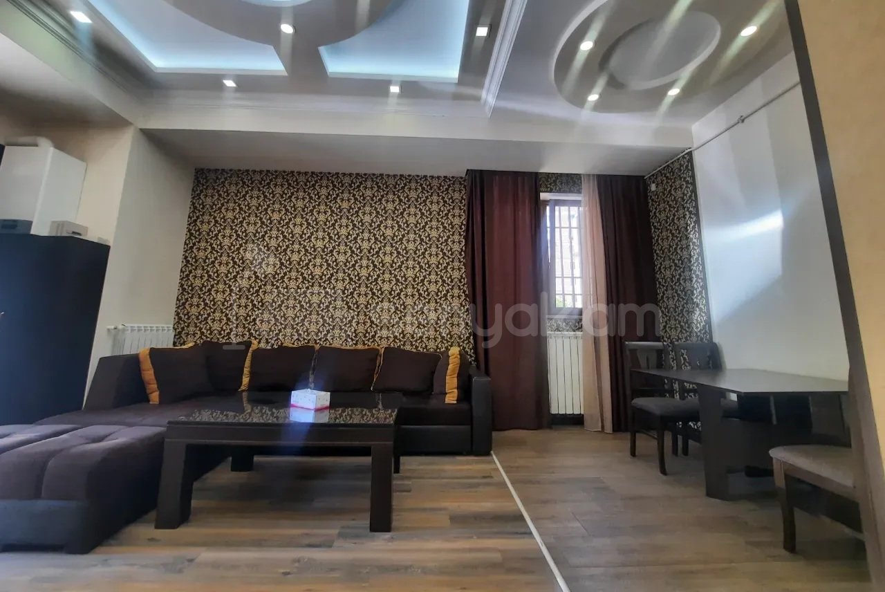 3 Սենյականոց Բնակարան, 65քմ, 1/9 հարկ, Դիզայներական Վերանորոգված, Կահավորված