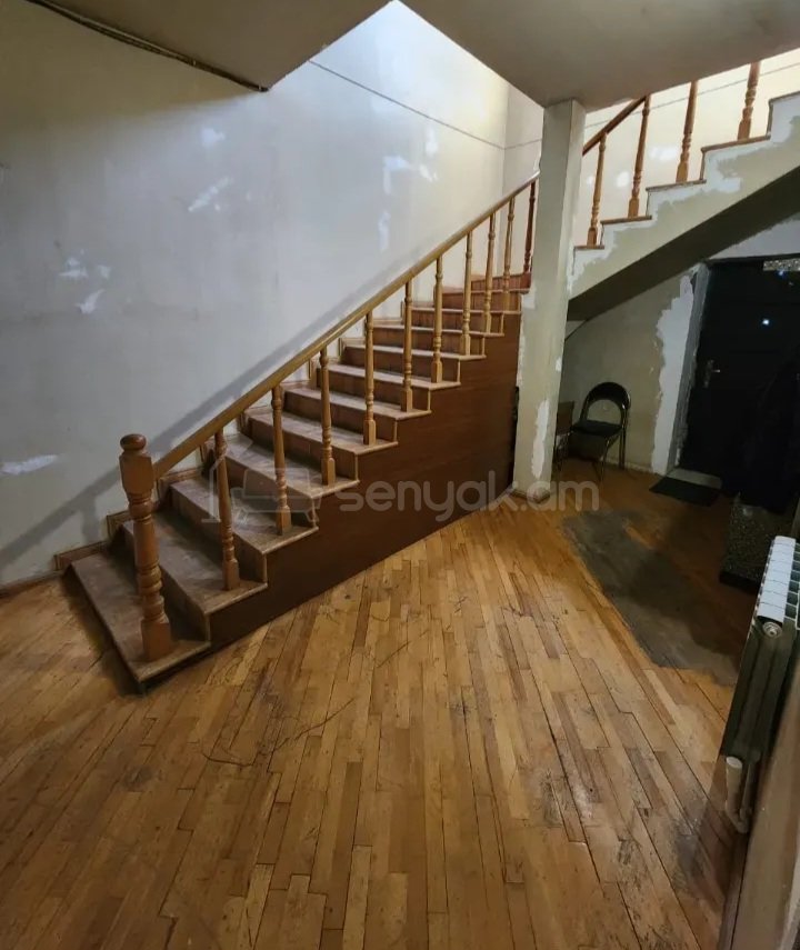 5 Սենյականոց Սեփական Տուն, 110քմ, Կոսմետիկ Վերանորոգված, Կահավորված