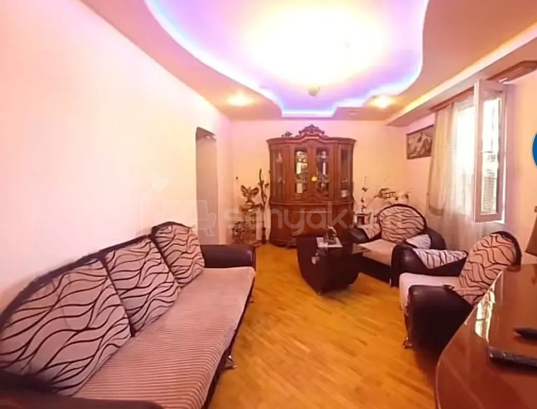 2 Սենյականոց Բնակարան Քարե Շենքում, 48քմ, 5/5 հարկ, Կոսմետիկ Վերանորոգված, Կահավորված