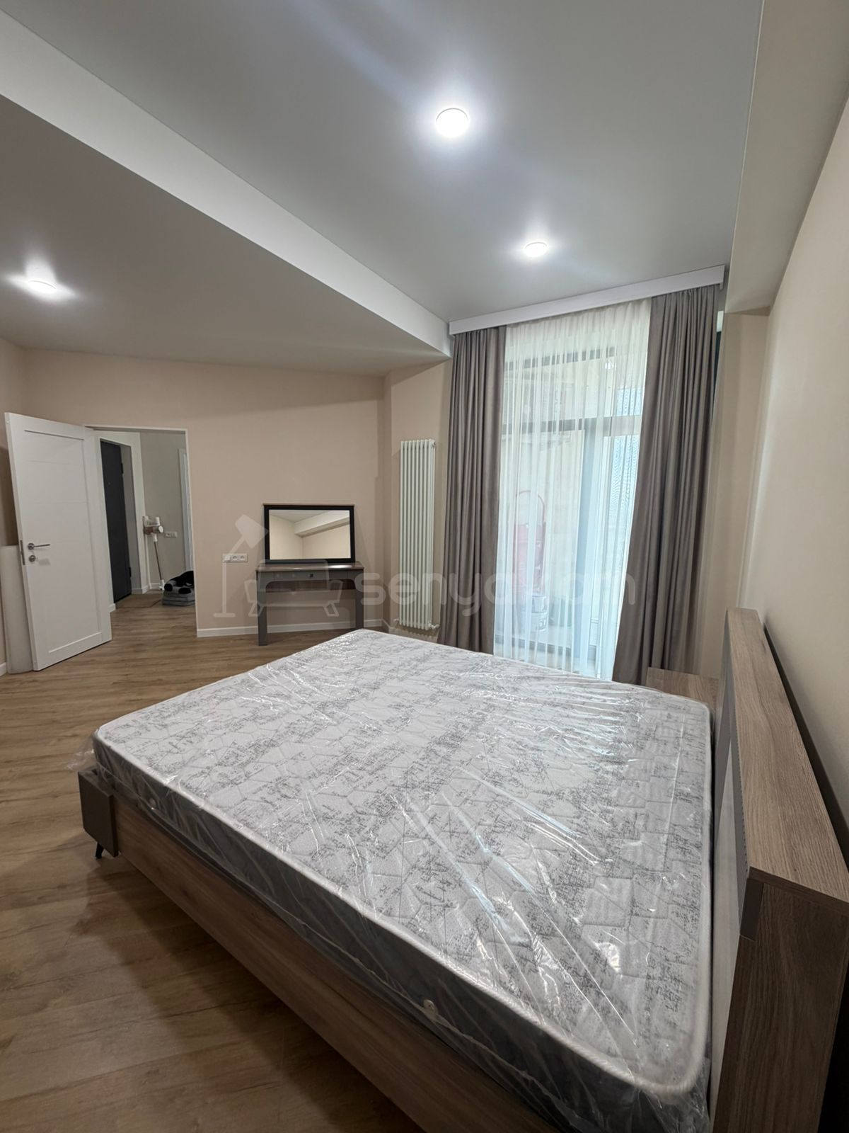 2 Սենյականոց Բնակարան Նորակառույցում, 60քմ, 4/14 հարկ, Կապիտալ Վերանորոգված, Կահավորված
