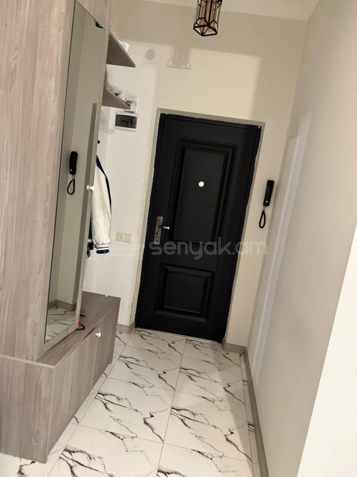 2 Սենյականոց Բնակարան, 50քմ, 2/9 հարկ, Կապիտալ Վերանորոգված, Կահավորված
