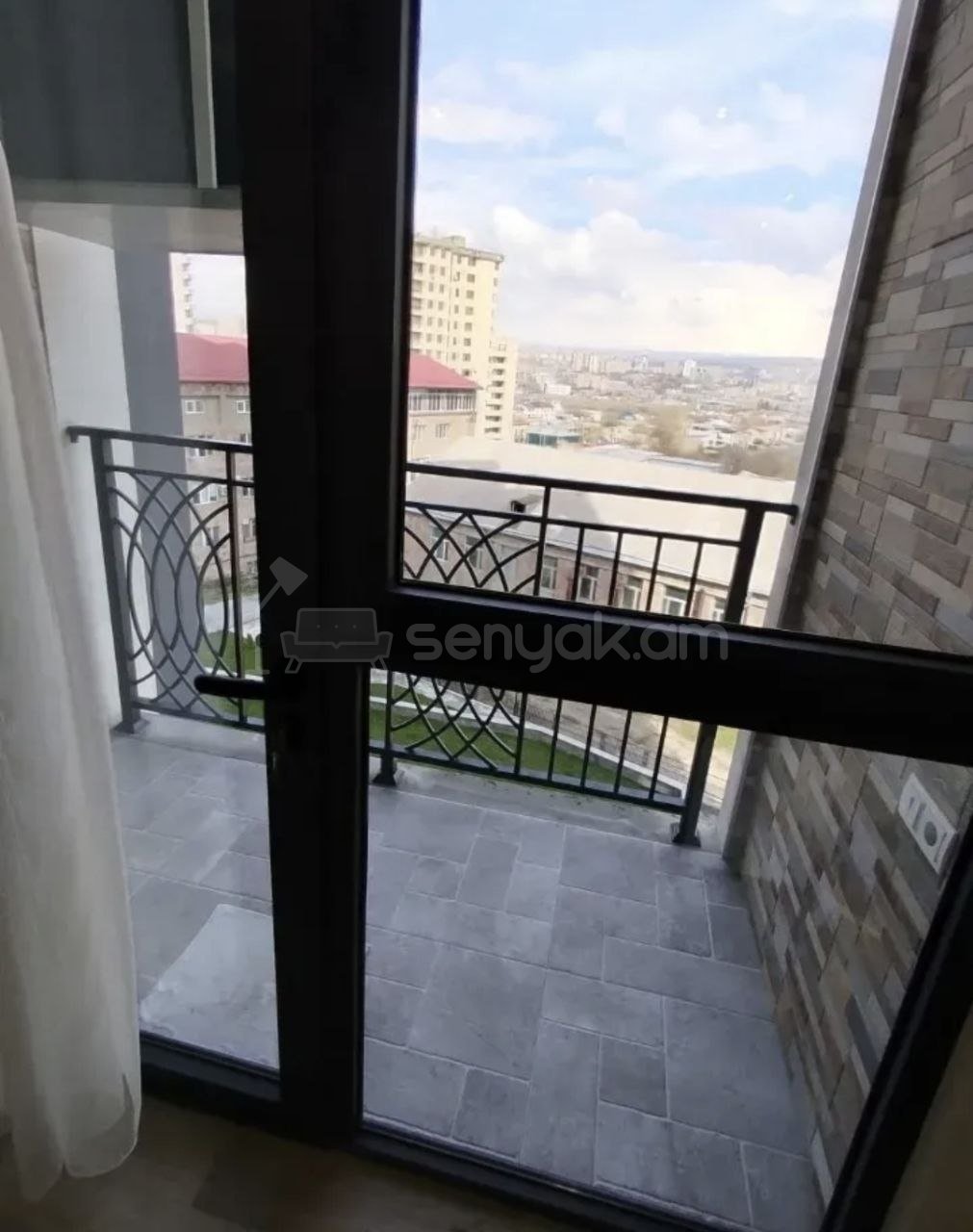 3 Սենյականոց Բնակարան, 55քմ, 2/16 հարկ, Կապիտալ Վերանորոգված, Կահավորված, Արևկող