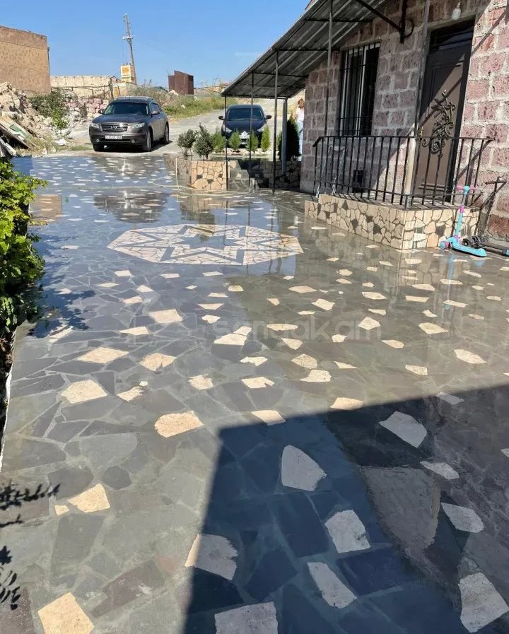 3 Սենյականոց Սեփական Տուն, 68քմ, Կապիտալ Վերանորոգված