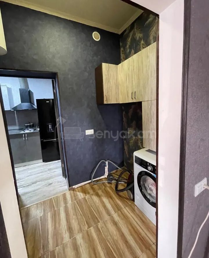 3 Սենյականոց Սեփական Տուն, 68քմ, Կապիտալ Վերանորոգված