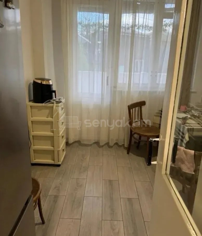 1 Սենյականոց Բնակարան Քարե Շենքում, 42քմ, 2/9 հարկ, Կապիտալ Վերանորոգված, Կահավորված