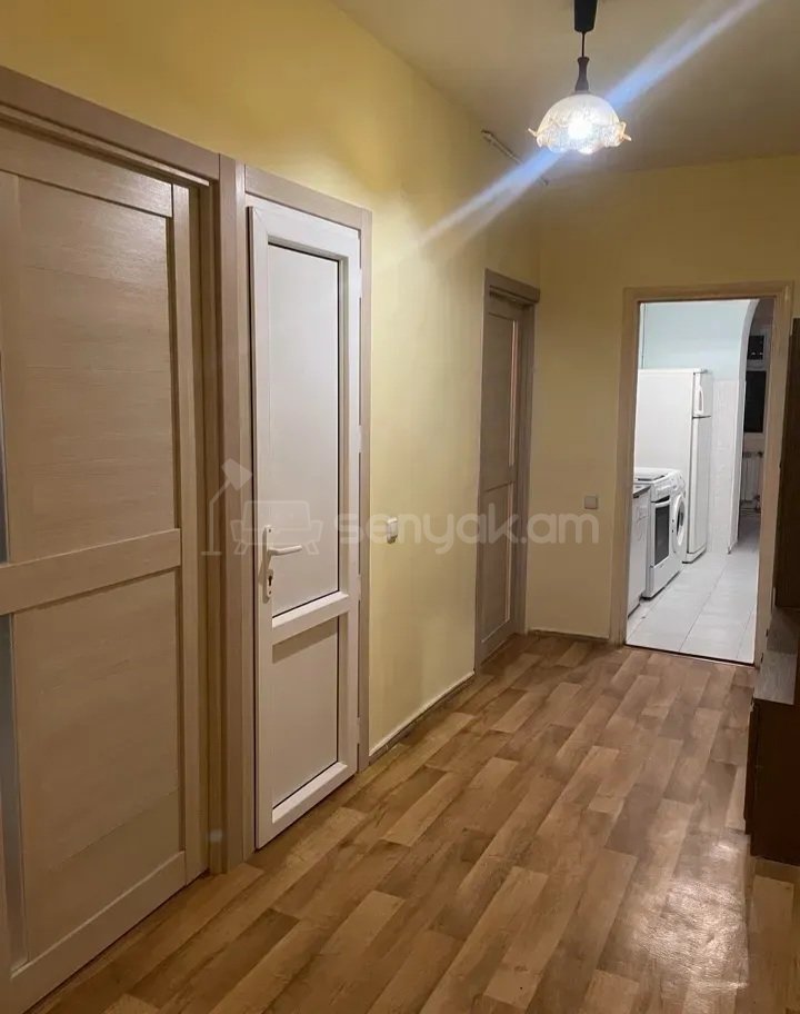 2 Սենյականոց Բնակարան Քարե Շենքում, 65քմ, 5/9 հարկ, Կապիտալ Վերանորոգված, Կահավորված
