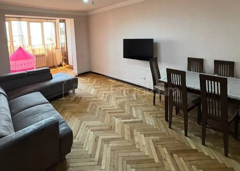 3 Սենյականոց Բնակարան, 76քմ, 5/5 հարկ, Նորմալ Վիճակում