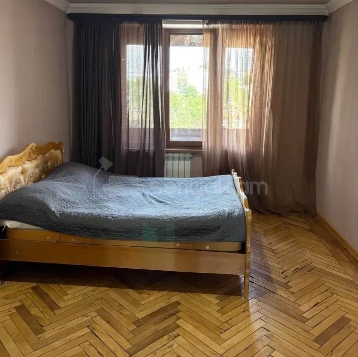 3 Սենյականոց Բնակարան, 76քմ, 5/5 հարկ, Նորմալ Վիճակում