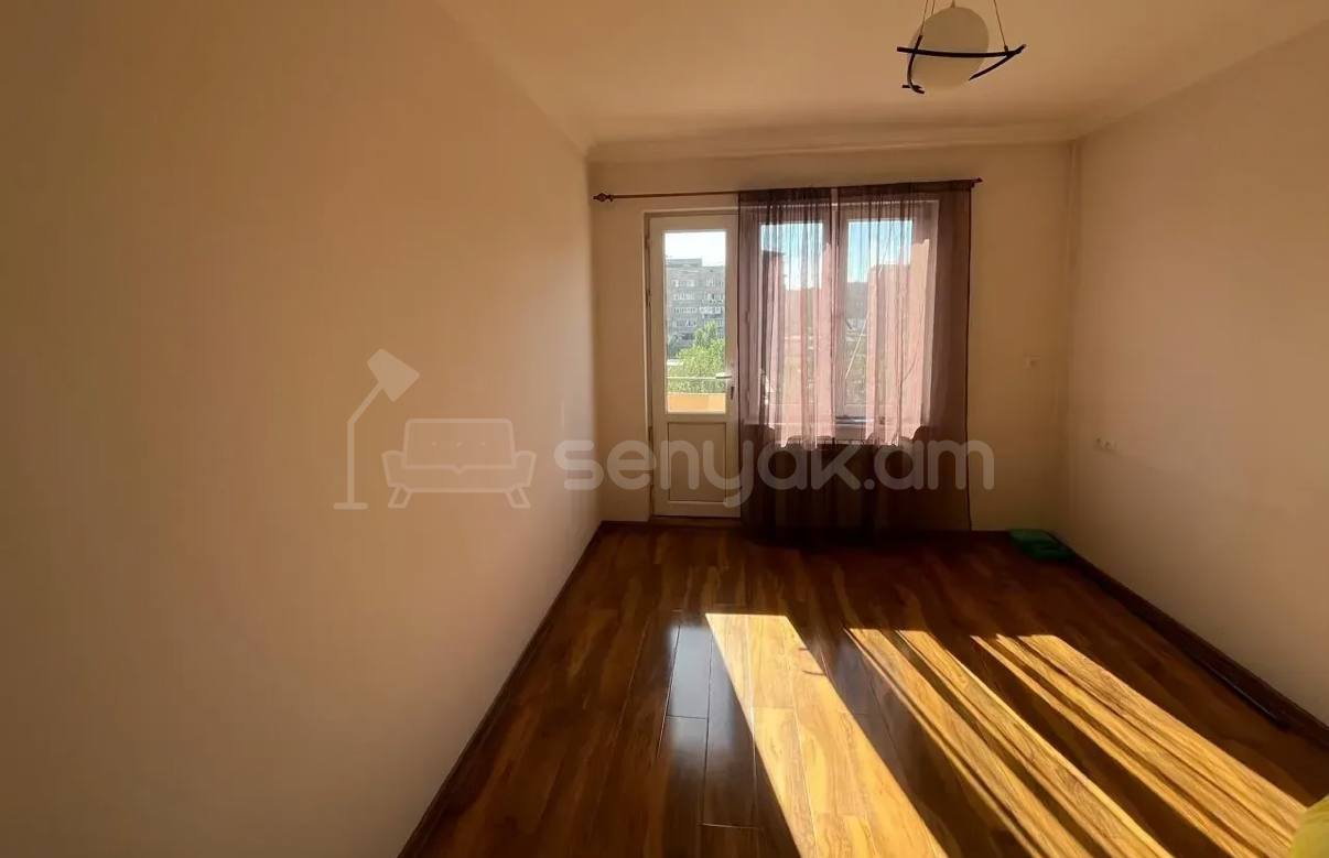 3 Սենյականոց Բնակարան, 81քմ, 4/9 հարկ, Կապիտալ Վերանորոգված