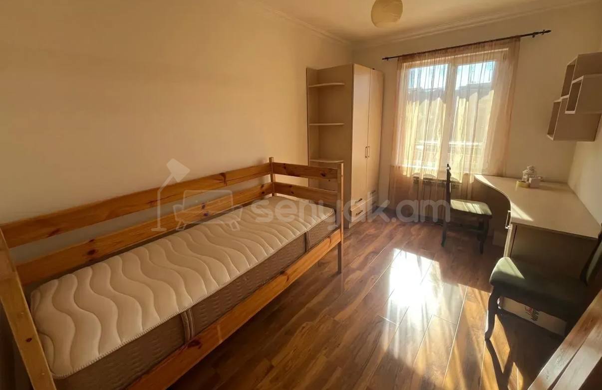 3 Սենյականոց Բնակարան, 81քմ, 4/9 հարկ, Կապիտալ Վերանորոգված