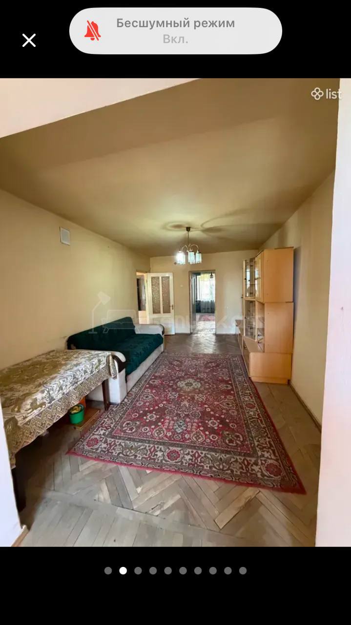 3 Սենյականոց Բնակարան Քարե Շենքում, 71քմ, 4/4 հարկ, Նորմալ Վիճակում