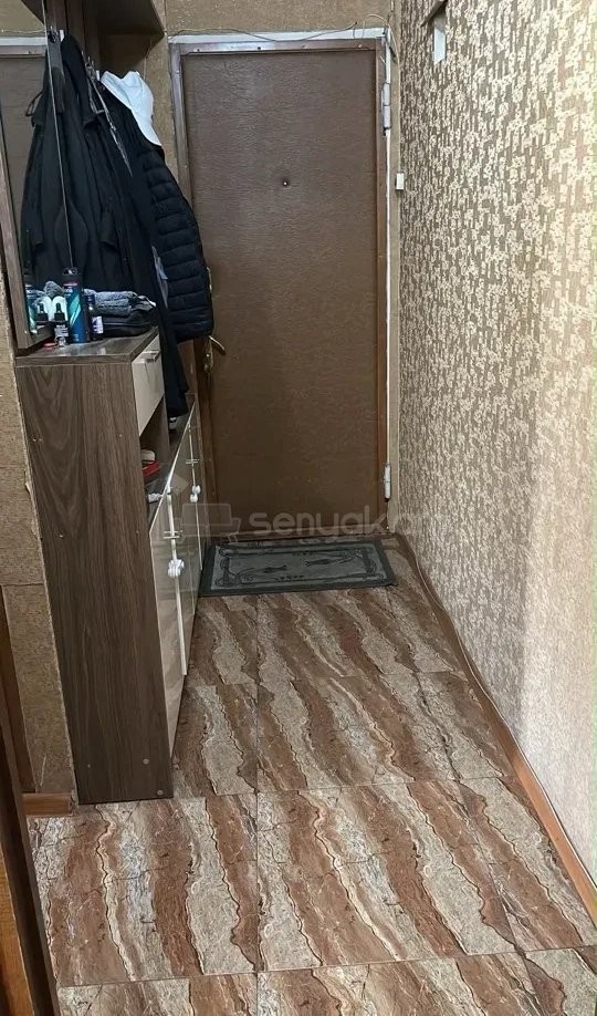 3 Սենյականոց Բնակարան Քարե Շենքում, 62քմ, 3/5 հարկ, Կապիտալ Վերանորոգված