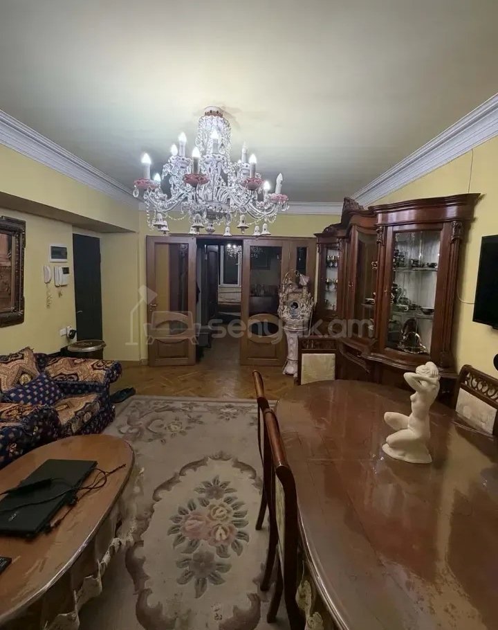 3 Սենյականոց Բնակարան, 90քմ, 4/12 հարկ, Նորմալ Վիճակում