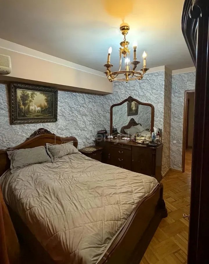 3 Սենյականոց Բնակարան, 90քմ, 4/12 հարկ, Նորմալ Վիճակում