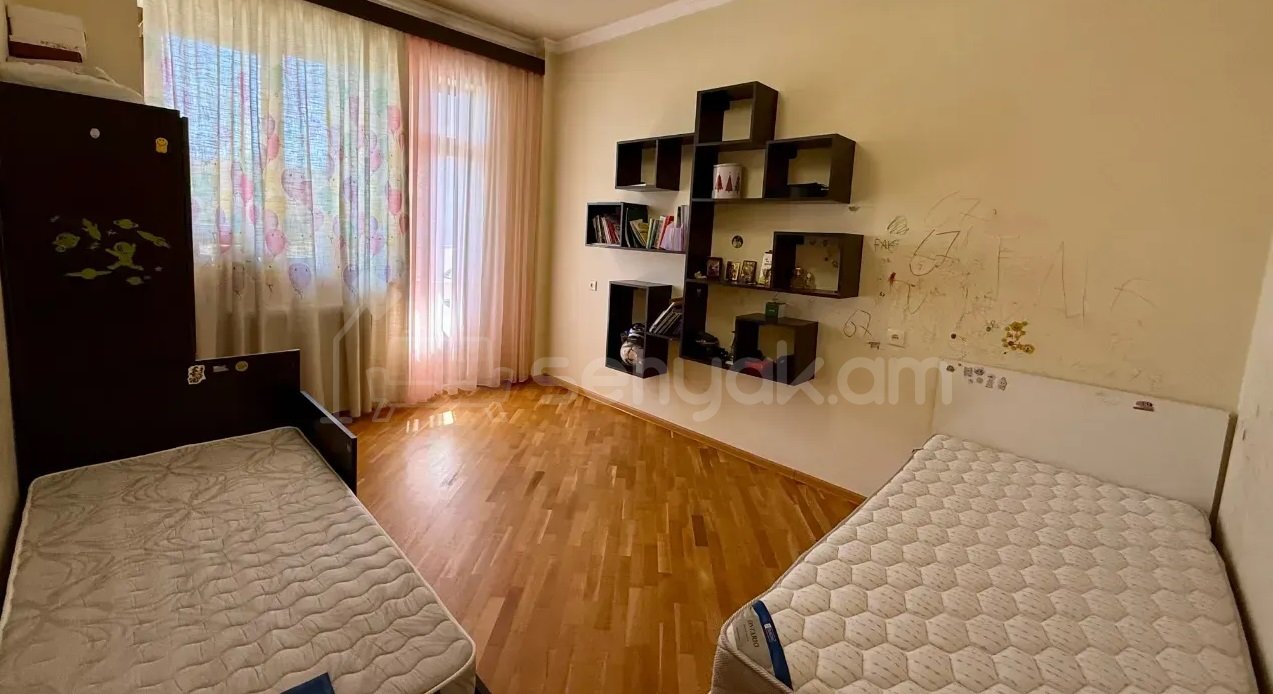 3 Սենյականոց Բնակարան Նորակառույցում, 110քմ, 5/14 հարկ, Կապիտալ Վերանորոգված