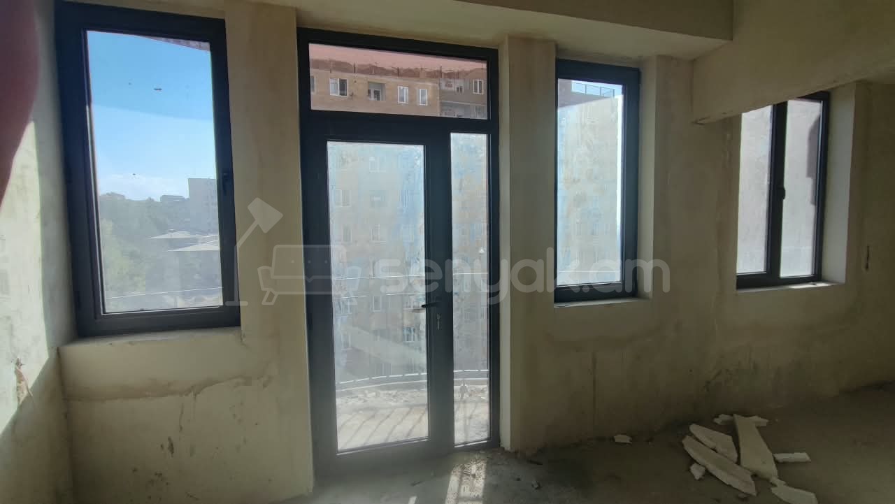 4 Սենյականոց Բնակարան Նորակառույց Քարե Շենքում, 103քմ, 7/16 հարկ, Զրոյական Վիճակում