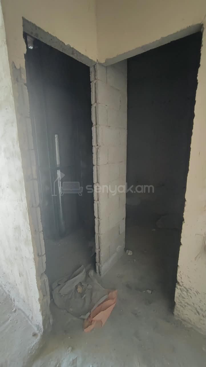 4 Սենյականոց Բնակարան Նորակառույց Քարե Շենքում, 103քմ, 7/16 հարկ, Զրոյական Վիճակում