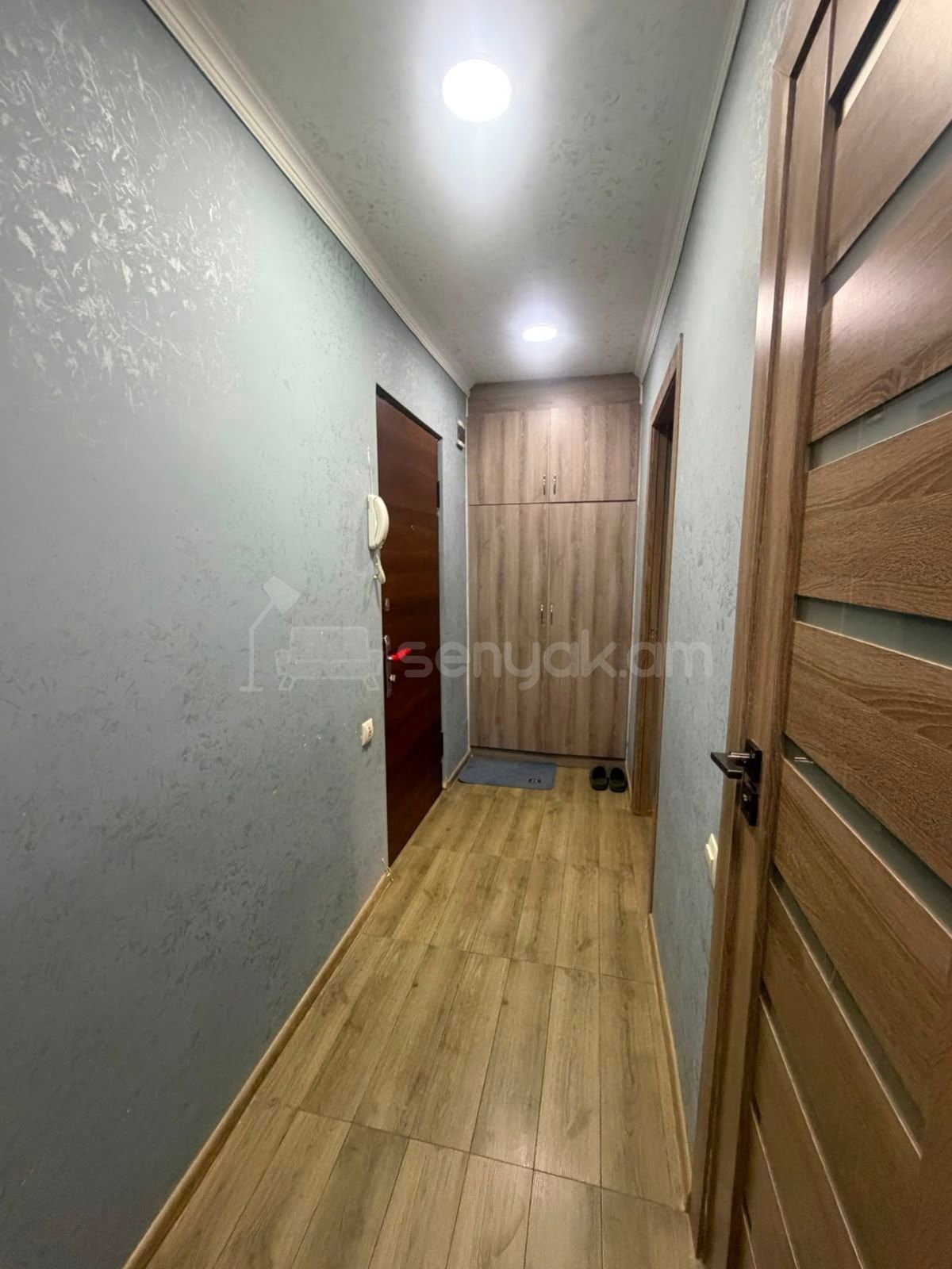 2 Սենյականոց Բնակարան, 50քմ, 4/4 հարկ, Կապիտալ Վերանորոգված