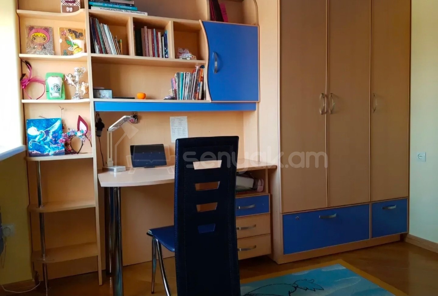 3 Սենյականոց Բնակարան Քարե Շենքում, 58քմ, 6/6 հարկ, Կապիտալ Վերանորոգված, Կահավորված