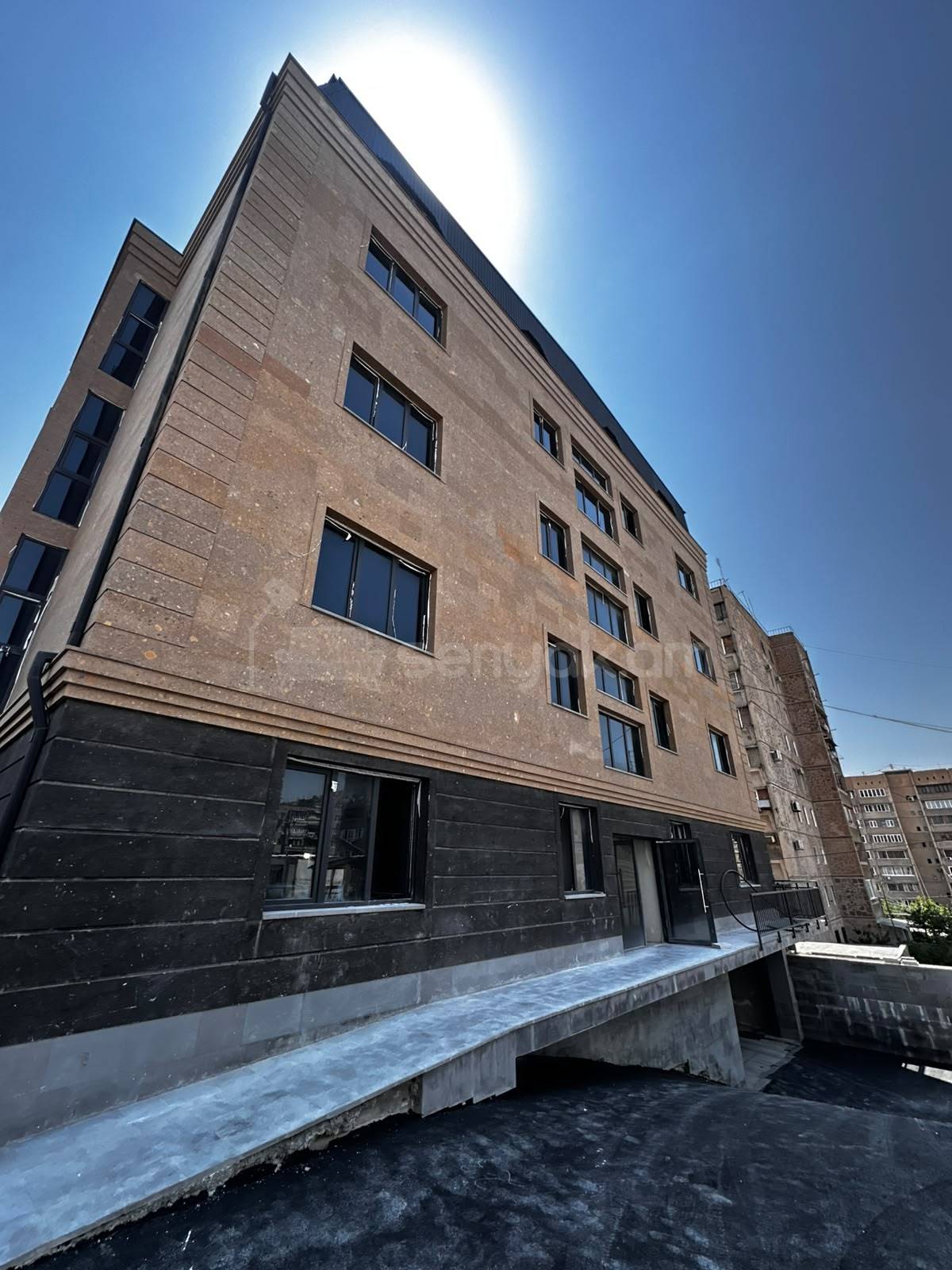 3 Սենյականոց Բնակարան Նորակառույցում, 55քմ, 5/5 հարկ, Զրոյական Վիճակում