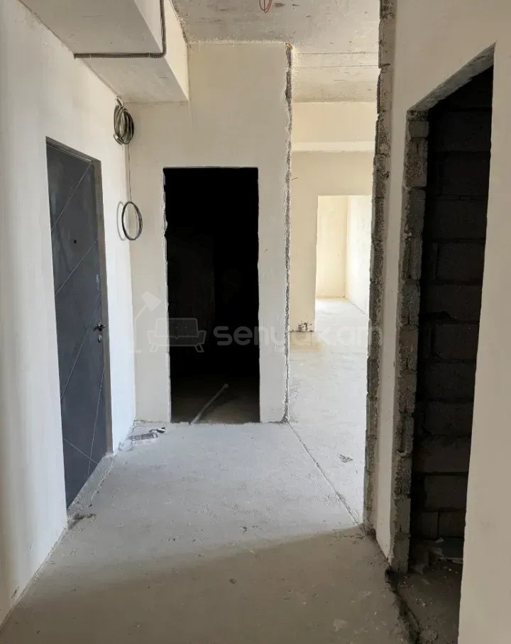 4 Սենյականոց Բնակարան Նորակառույցում, 93քմ, 5/21 հարկ, Զրոյական Վիճակում