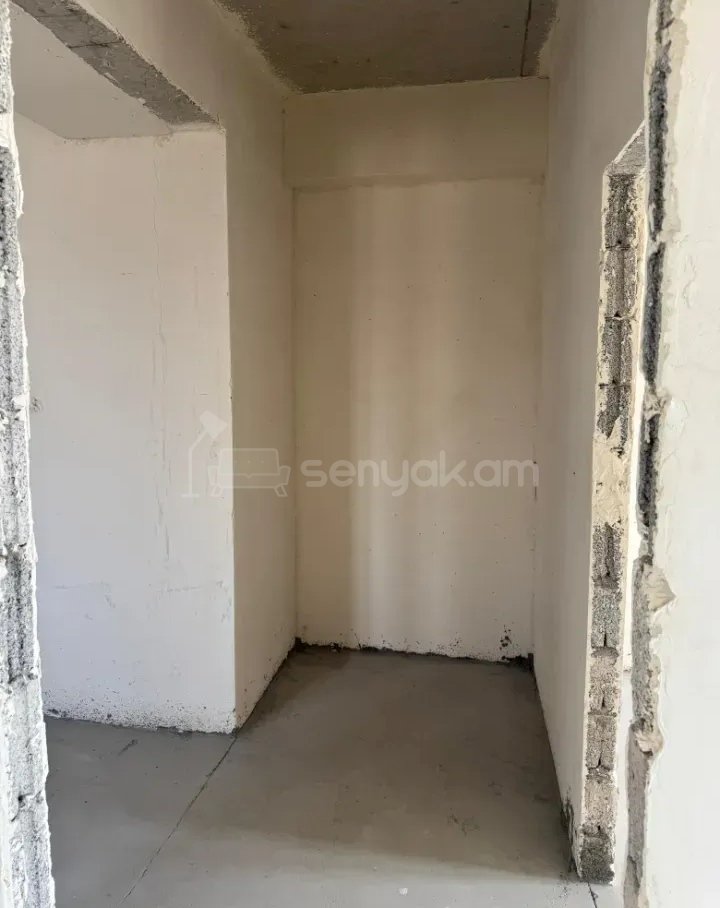 4 Սենյականոց Բնակարան Նորակառույցում, 93քմ, 5/21 հարկ, Զրոյական Վիճակում